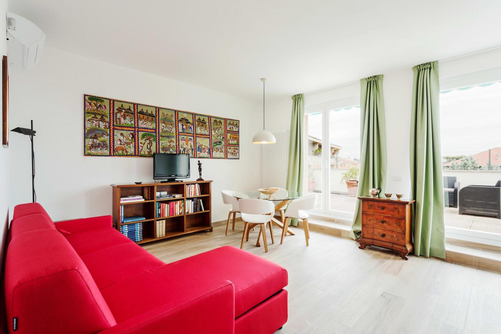 Appartement Amazing Flat With Big Terrace And Private Car Park à Vérone Extérieur photo